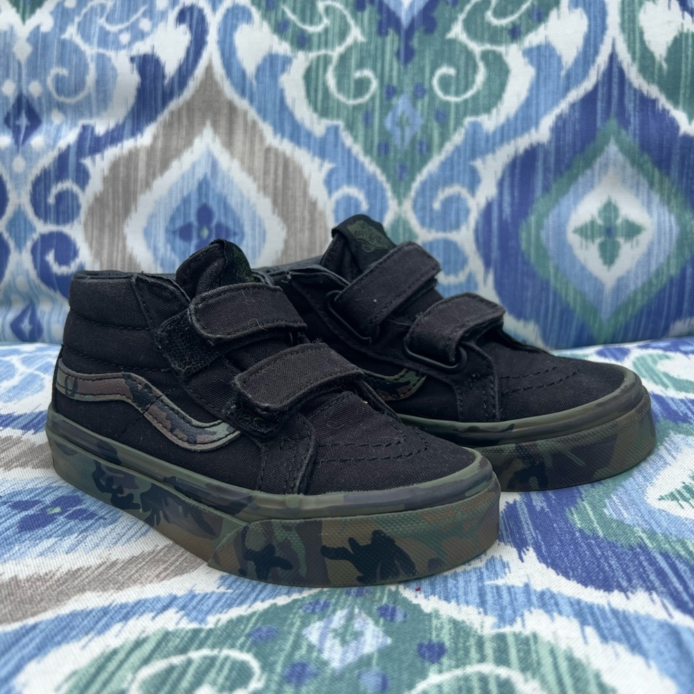 Little kids VANS
